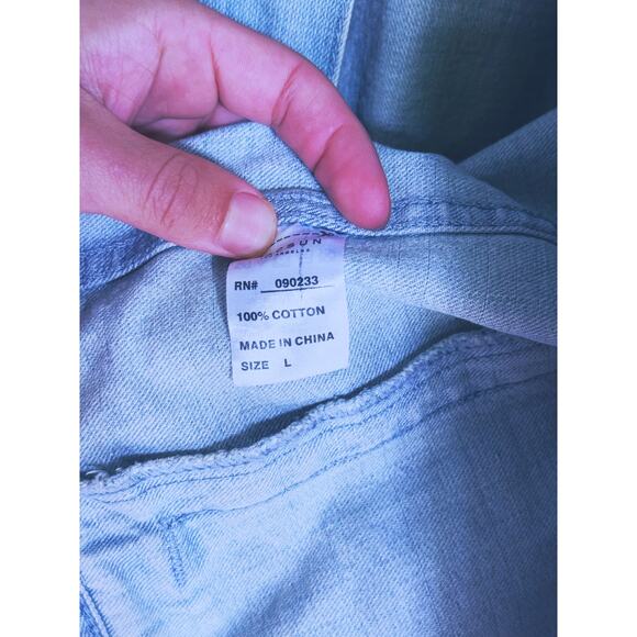 PacSun Men’s Vintage Blue Jean Denim Jacket Custom Pins L Streetwear Skater Fall - Picture 8 of 10